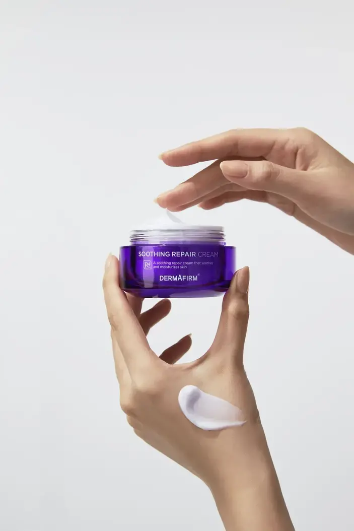Відновлюючий крем-репарант з екзосомами Dermafirm Soothing Repair Cream R4 50 ml — Фото 2