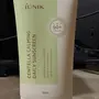 Сонцезахисний крем з екстрактом центели IUNIK Centella Calming Daily Moisture Suncreen Reef-Safe UVA UVB, SPF 50+ PA++++ 60 мл — Фото 8